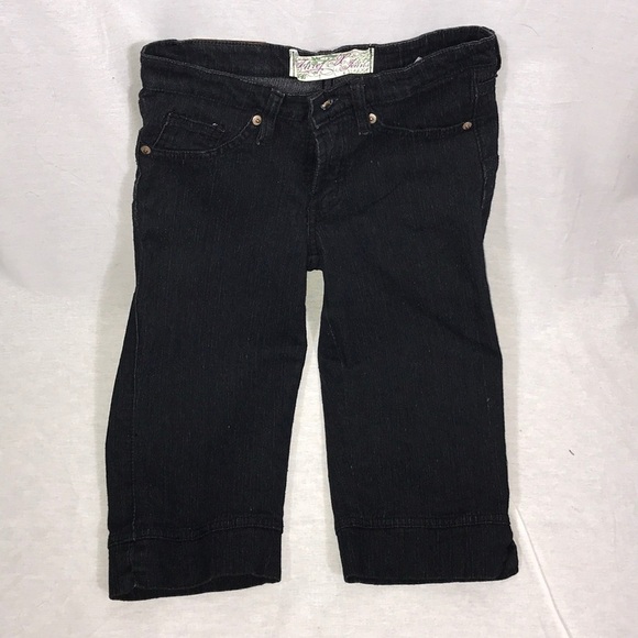 Fared Size 3 Black Faded Jean Butt Lifter Bermuda. New With Tags - Picture 1 of 7